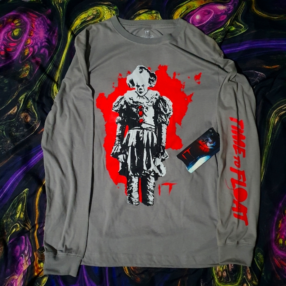 M - Pennywise IT Killer Clown "Time to Float" Horror Movie Long Sleeve